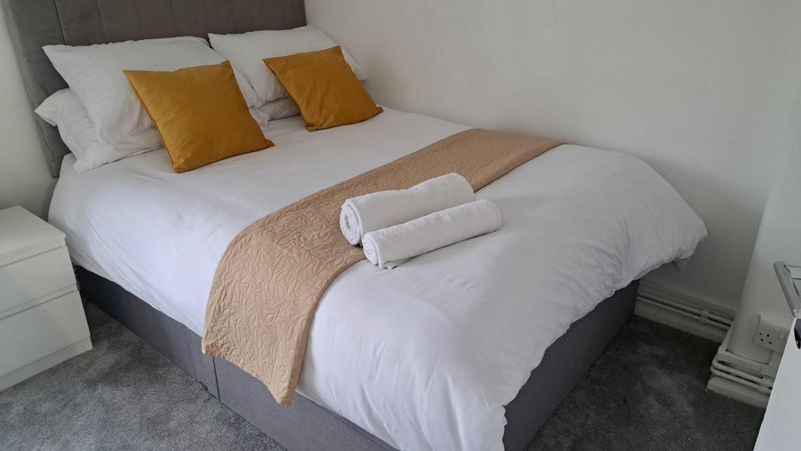 Tooting Lodge London - Cosy 2 Bedroom House With Garden, 5 Mins Walk To Tube Station Экстерьер фото